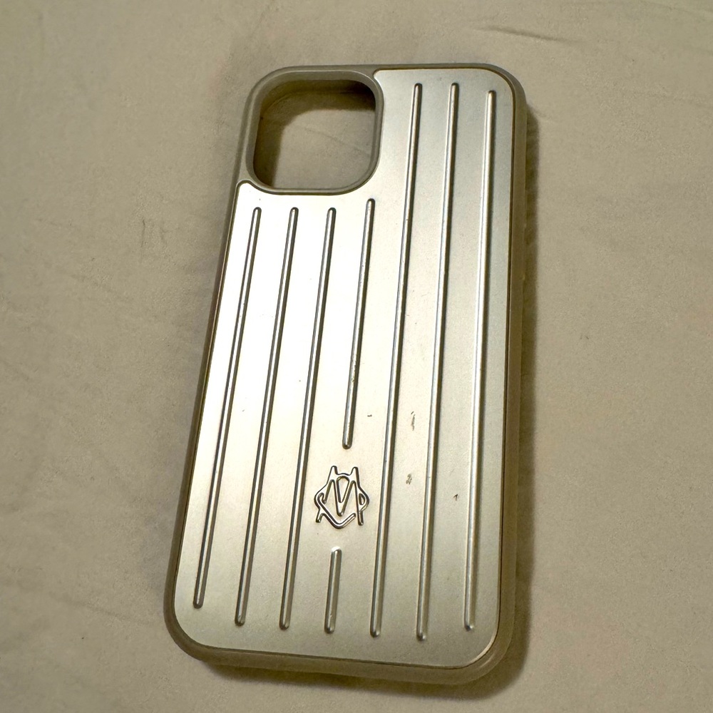 RIMOWA iPhone 12 Pro Max Apple Case